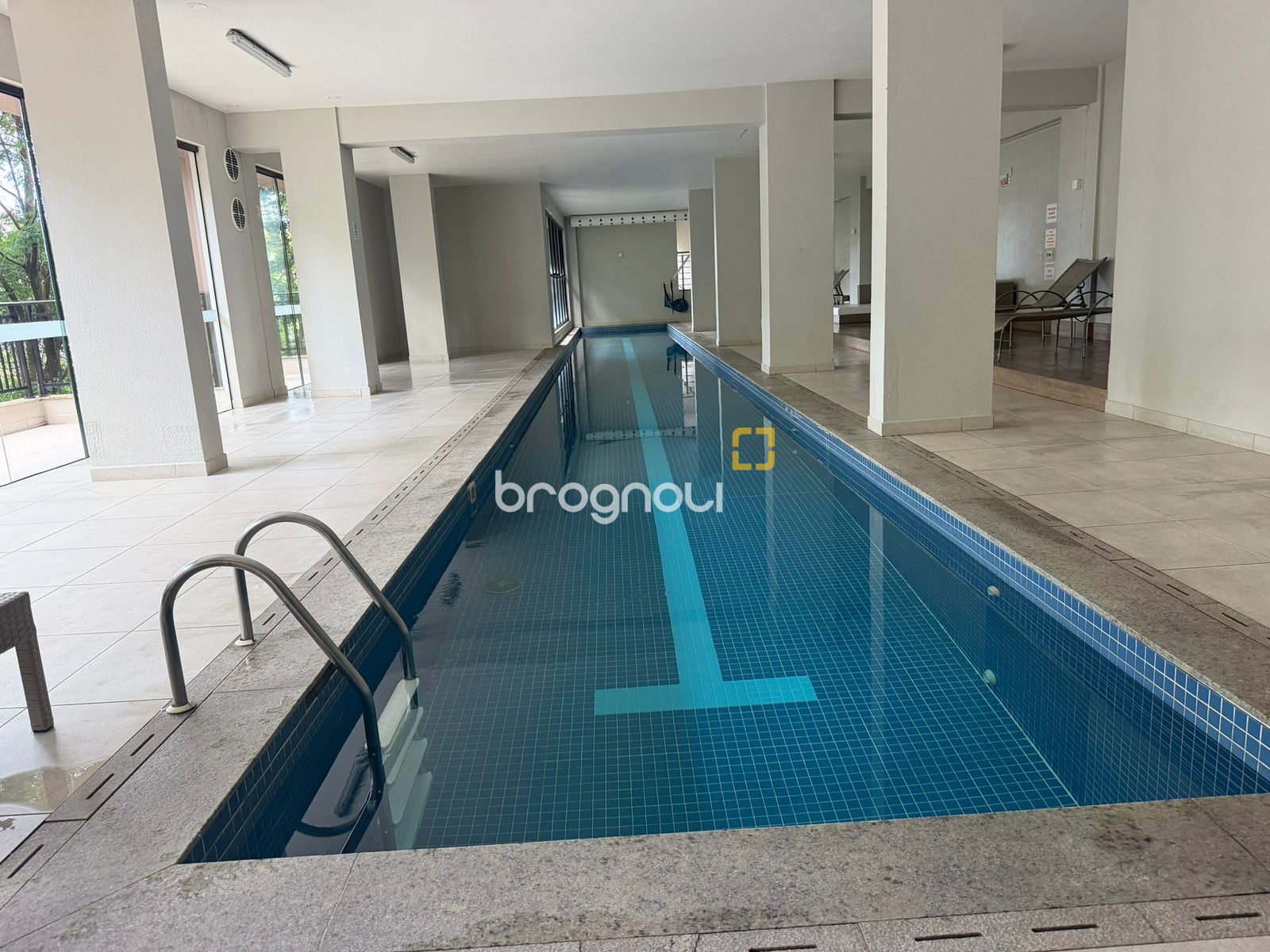 Apartamento com 65m², 2 quartos (sendo 1 suíte), 1 garagem, no bairro Itacorubi em Florianópolis