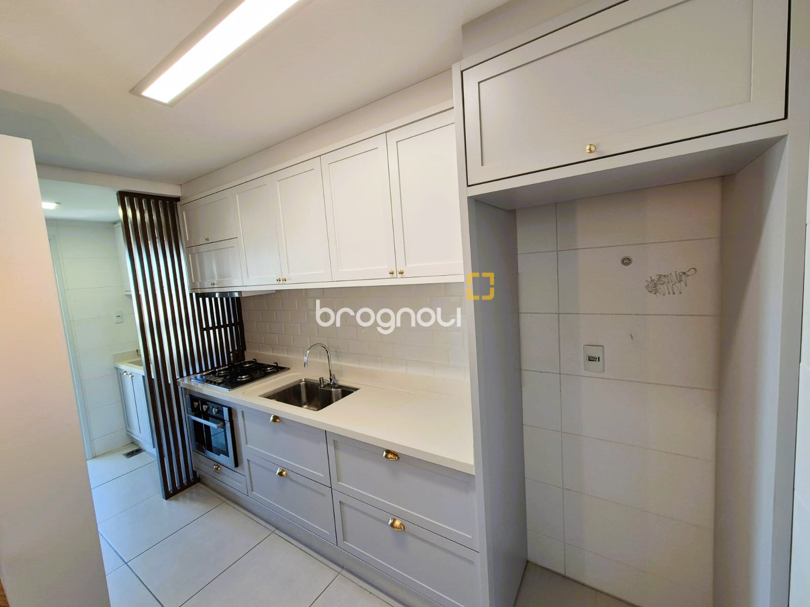 Apartamento com 76m², 2 quartos (sendo 1 suíte), 1 garagem, no bairro Jardim Atlântico em Florianópolis