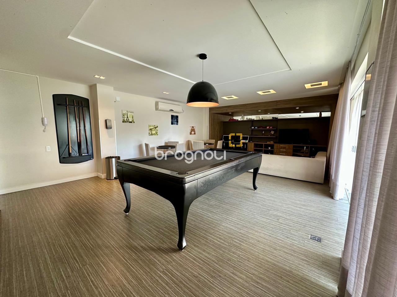 Apartamento com 76m², 2 quartos (sendo 1 suíte), 1 garagem, no bairro Jardim Atlântico em Florianópolis