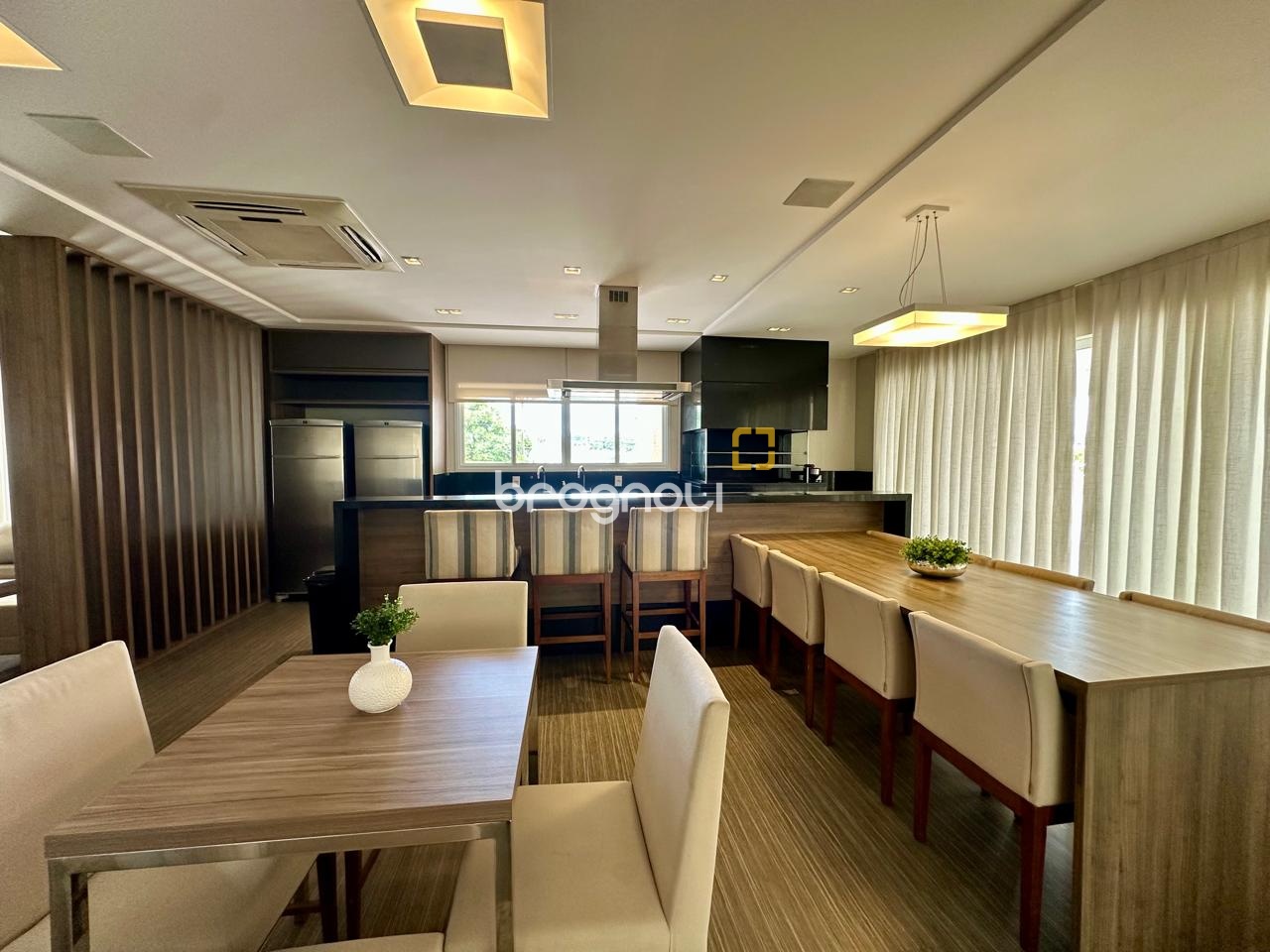 Apartamento com 76m², 2 quartos (sendo 1 suíte), 1 garagem, no bairro Jardim Atlântico em Florianópolis