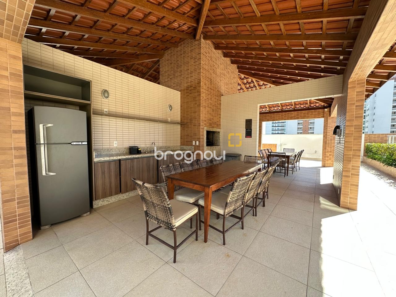 Apartamento com 76m², 2 quartos (sendo 1 suíte), 1 garagem, no bairro Jardim Atlântico em Florianópolis