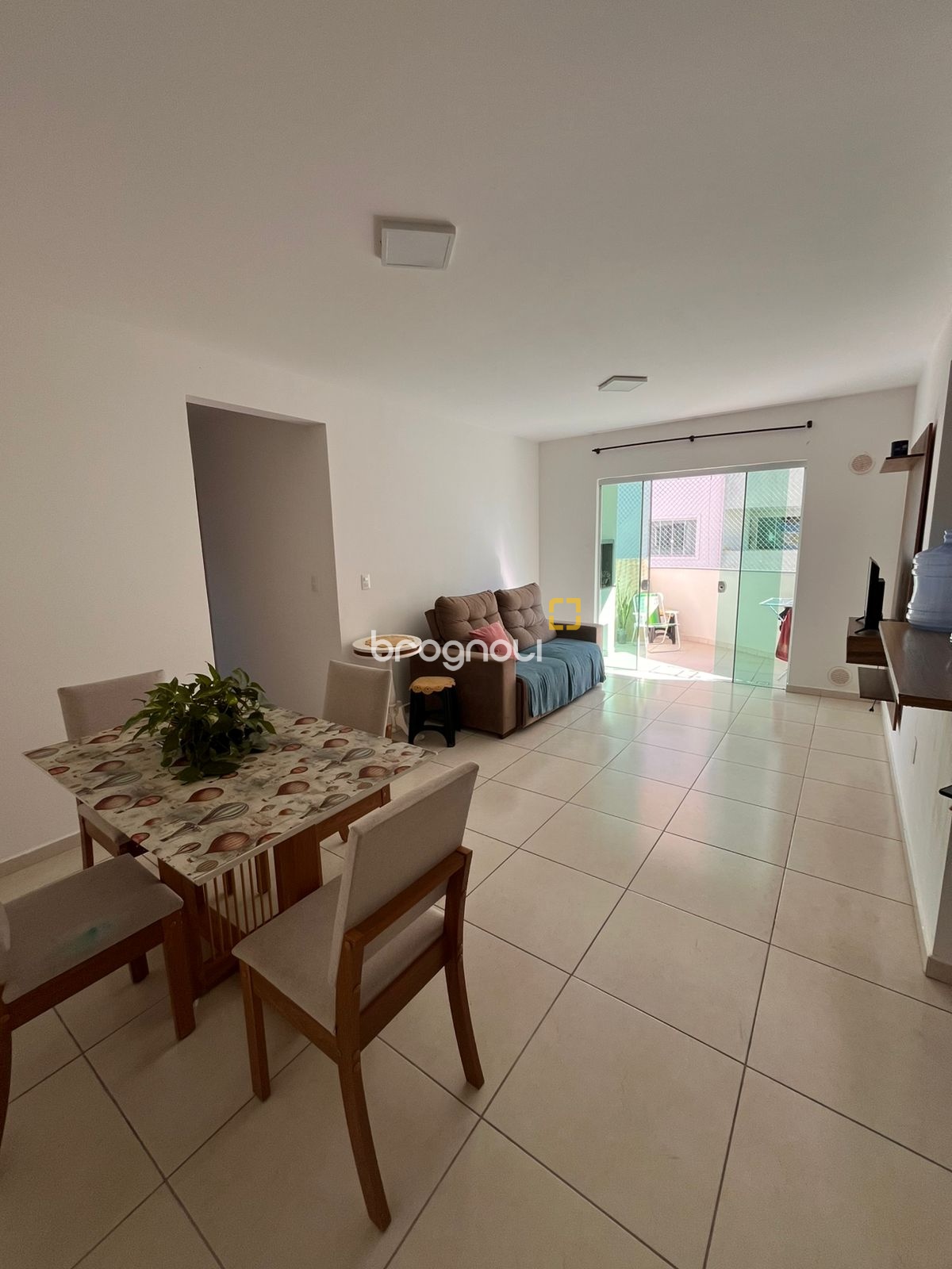 Apartamento com 109m², 3 quartos (sendo 1 suíte), 1 garagem, no bairro Ingleses do Rio Vermelho em Florianópolis