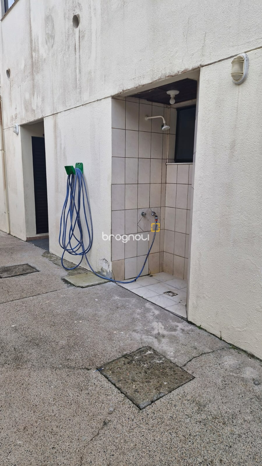 Apartamento com 46m², 1 quarto, 1 garagem, no bairro Canasvieiras em Florianópolis