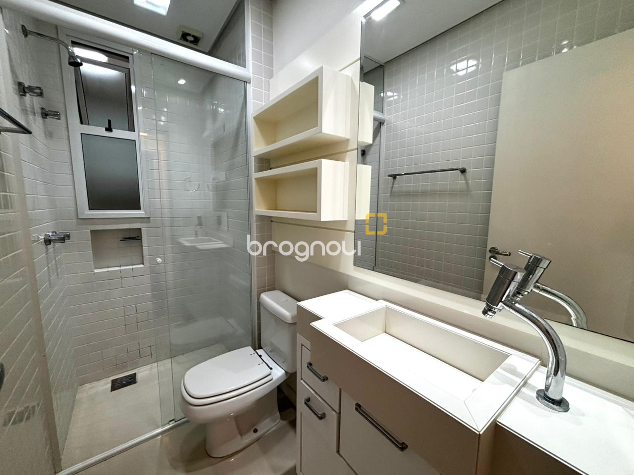 Apartamento com 86m², 3 quartos (sendo 1 suíte), 1 garagem, no bairro Trindade em Florianópolis