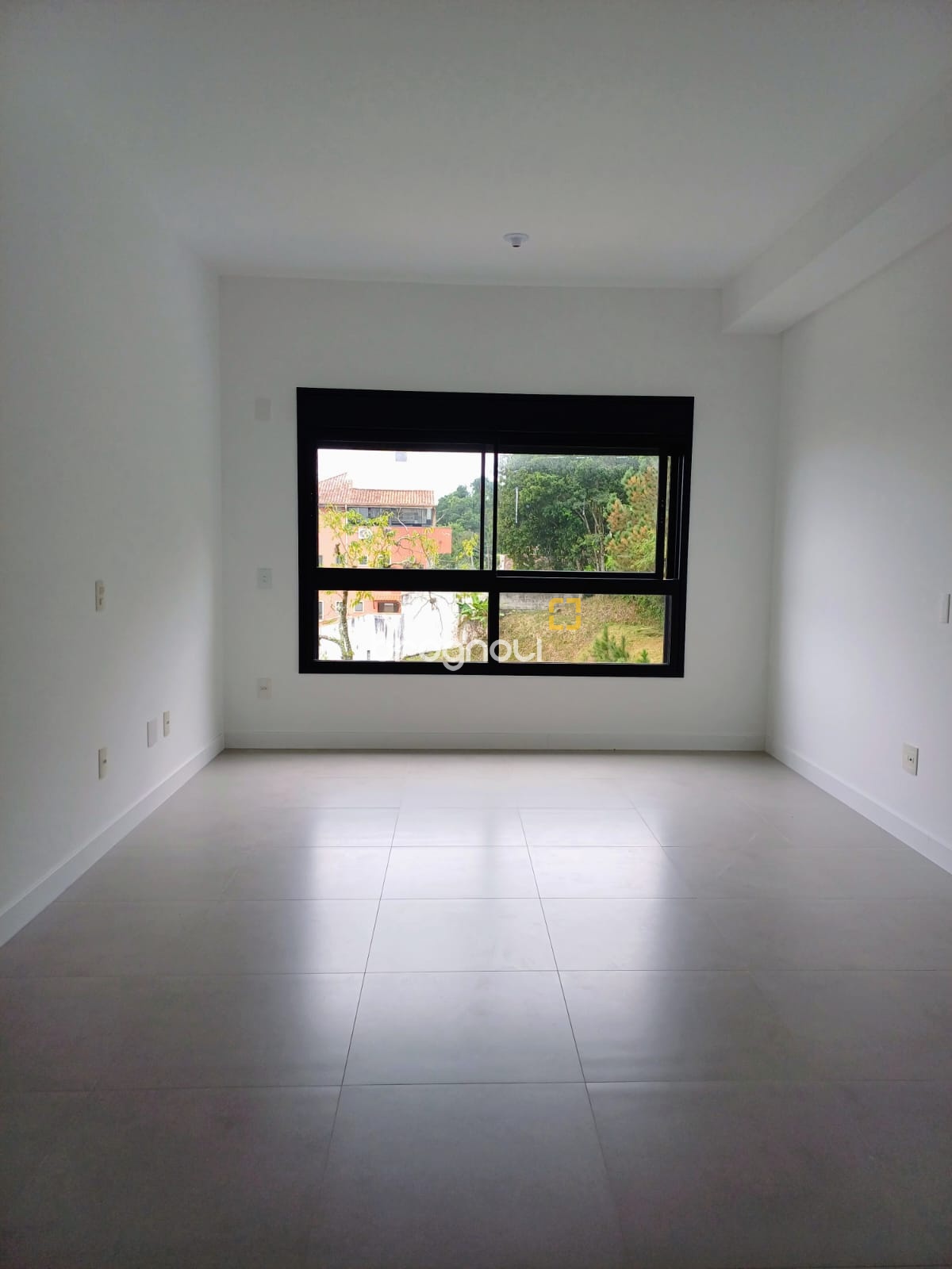 Studio com 31m², 1 quarto, 1 garagem, no bairro Jurerê em Florianópolis