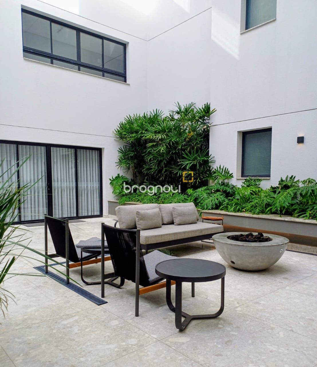 Studio com 31m², 1 quarto, 1 garagem, no bairro Jurerê em Florianópolis