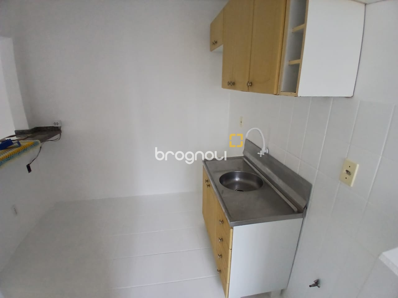 Apartamento com 43m², 2 quartos, 1 garagem, no bairro Bela Vista em São José
