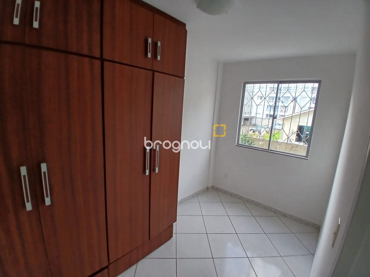 Apartamento com 43m², 2 quartos, 1 garagem, no bairro Bela Vista em São José