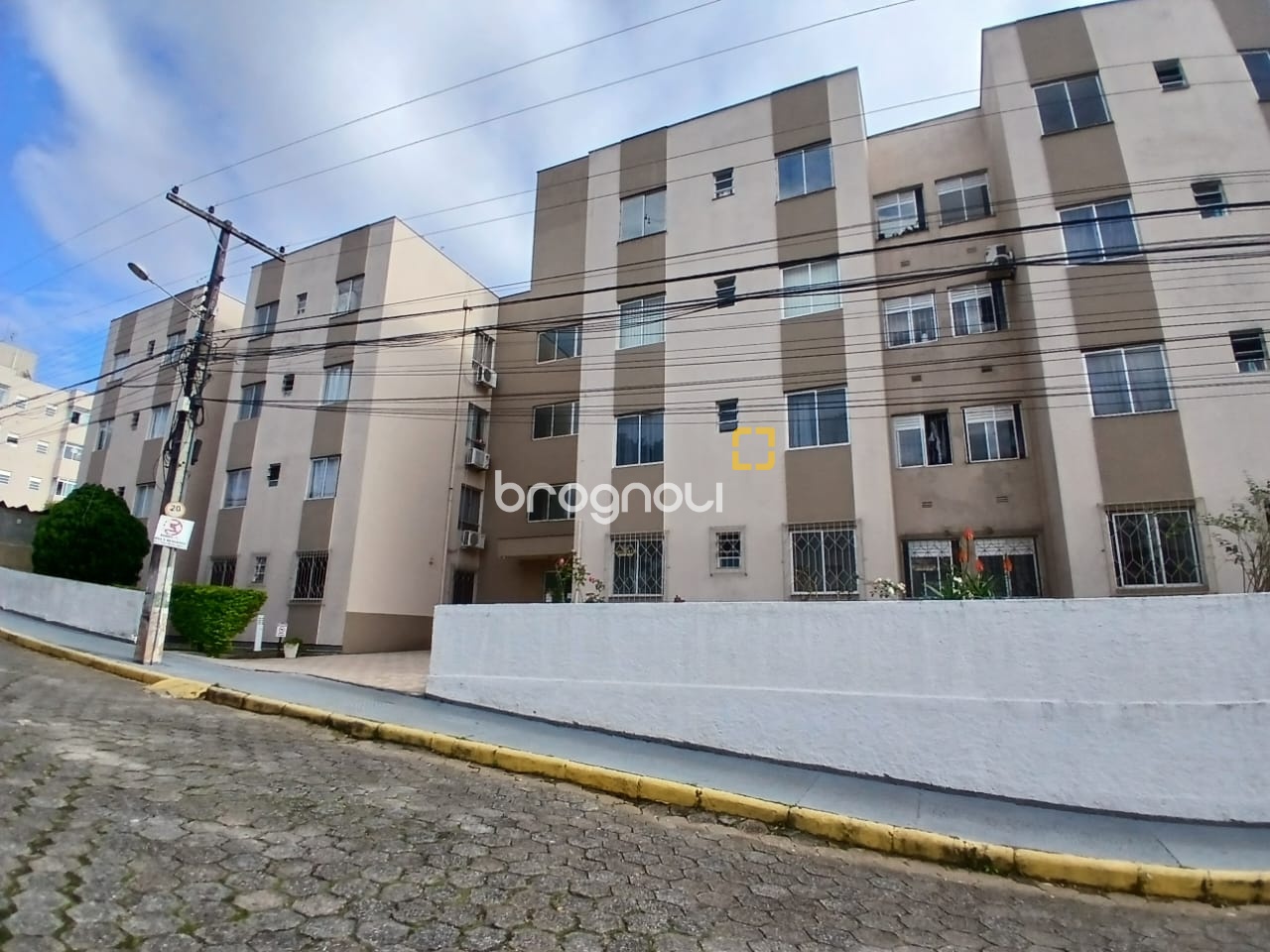 Apartamento com 43m², 2 quartos, 1 garagem, no bairro Bela Vista em São José
