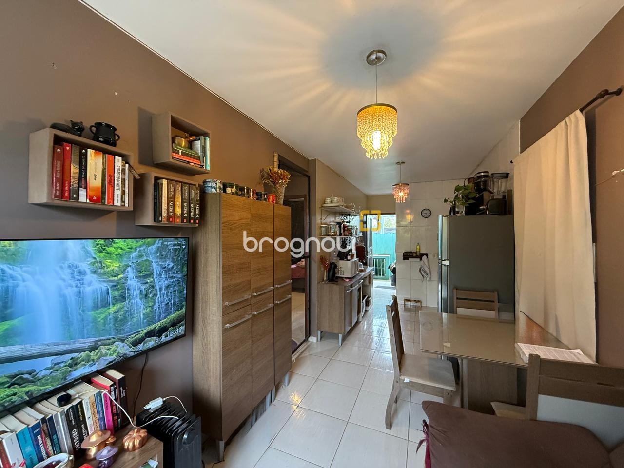 Casa com 48m², 2 quartos, 1 garagem, no bairro Bela Vista em Palhoça