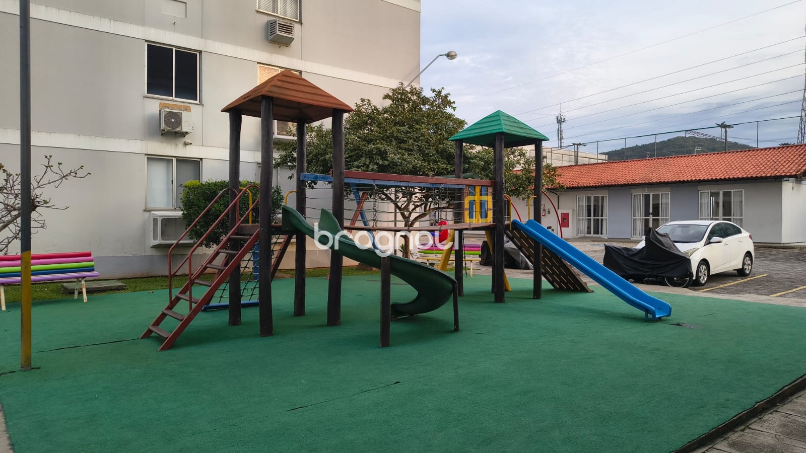 Apartamento com 53m², 2 quartos, 1 garagem, no bairro Ipiranga em São José
