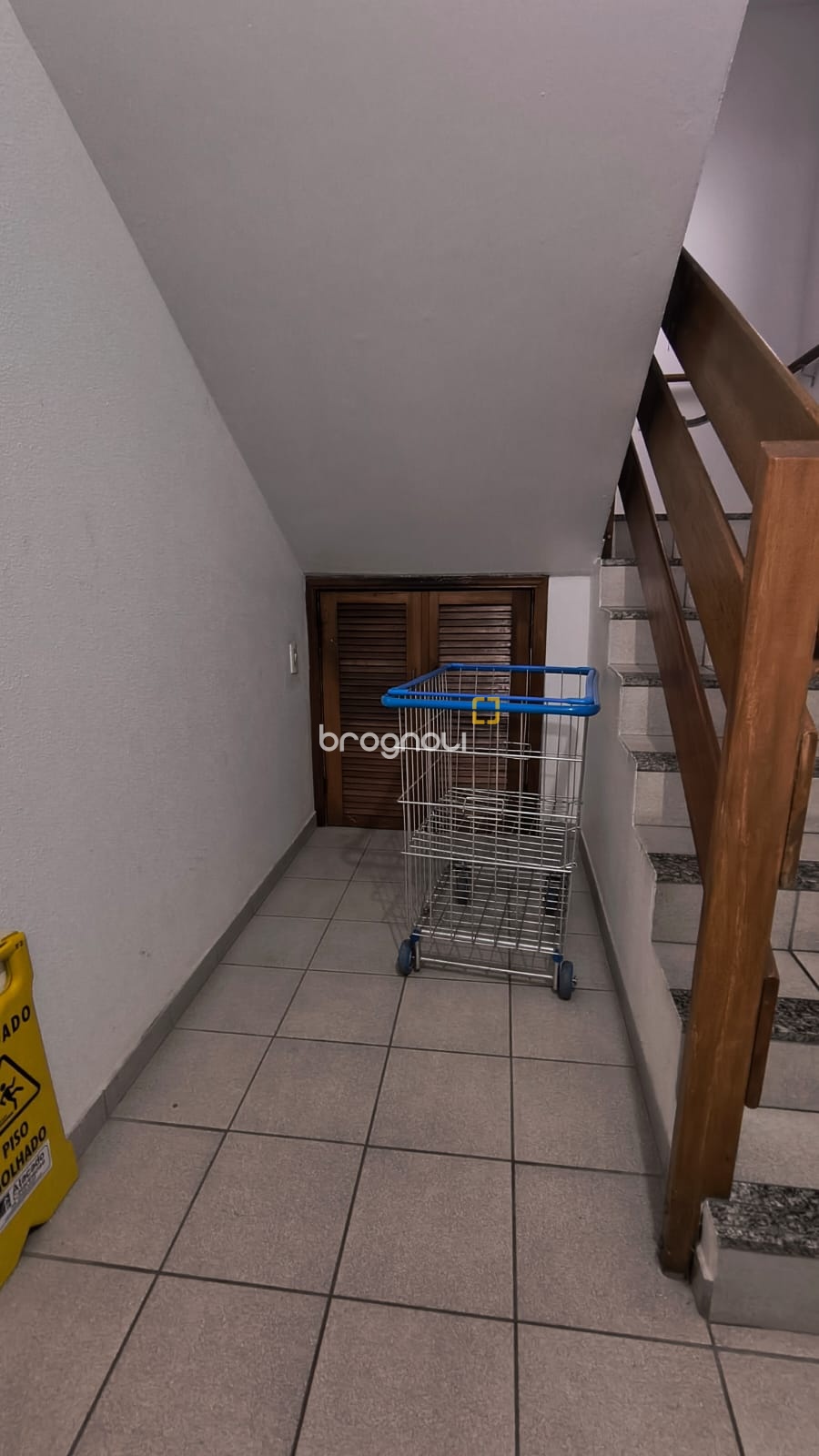 Apartamento com 53m², 2 quartos, 1 garagem, no bairro Ipiranga em São José