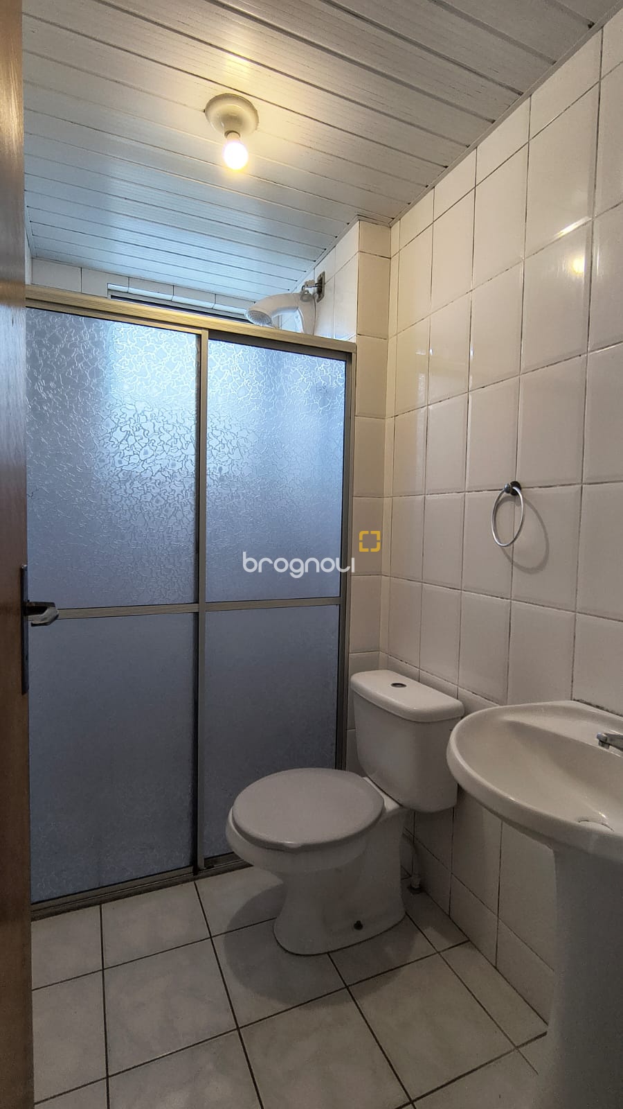 Apartamento com 53m², 2 quartos, 1 garagem, no bairro Ipiranga em São José