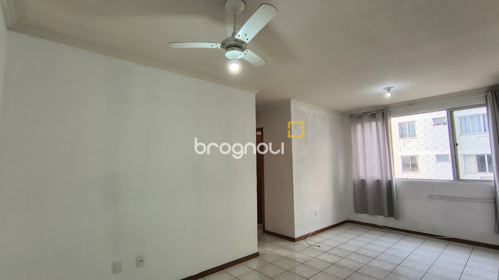 Apartamento com 53m², 2 quartos, 1 garagem, no bairro Ipiranga em São José