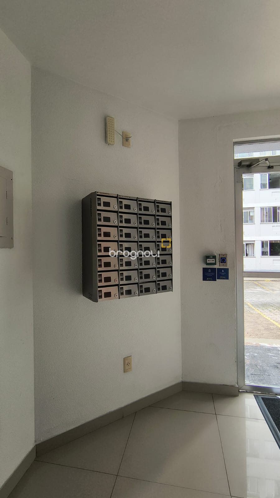 Apartamento com 53m², 2 quartos, 1 garagem, no bairro Ipiranga em São José