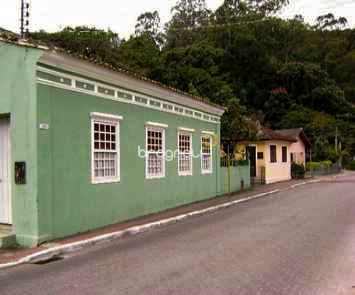 Casa com 226m², 3 quartos, no bairro Sambaqui em Florianópolis