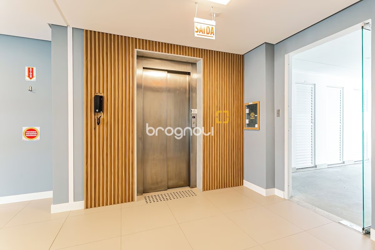 Apartamento com 89m², 2 quartos (sendo 1 suíte), 2 garagens, no bairro Ingleses do Rio Vermelho em Florianópolis