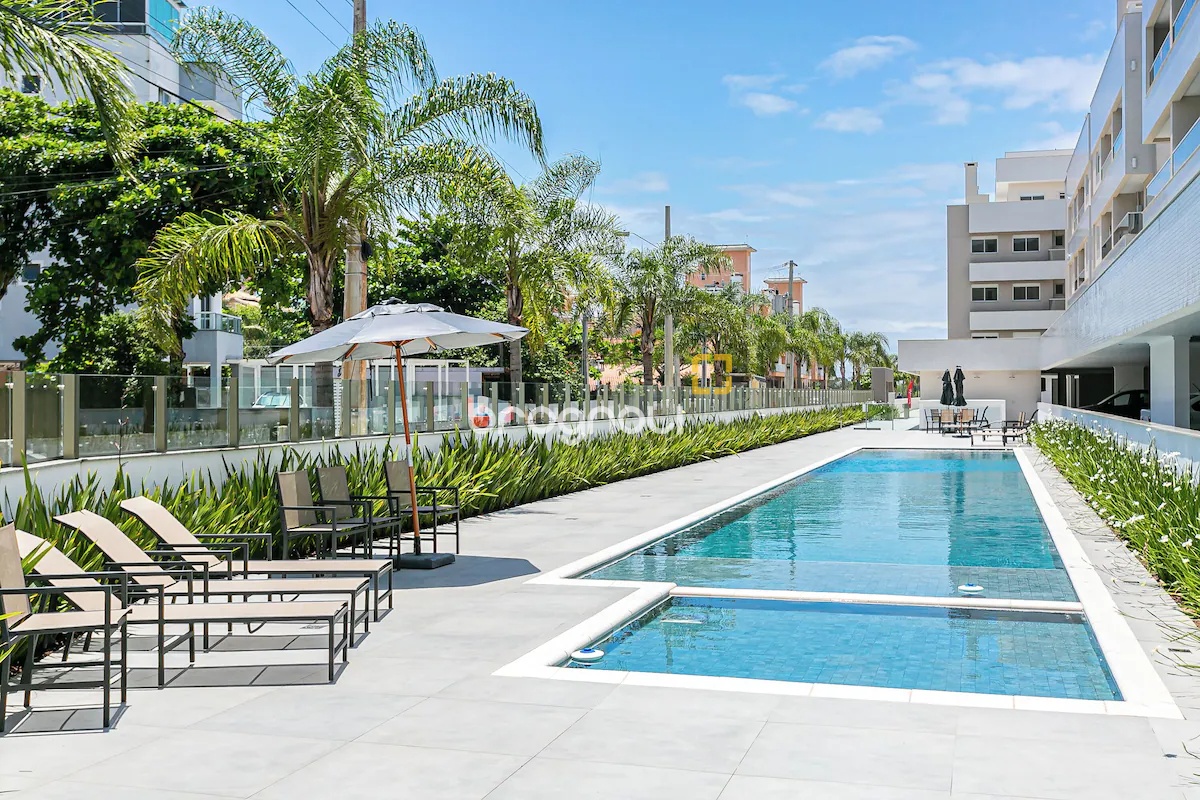 Apartamento com 89m², 2 quartos (sendo 1 suíte), 2 garagens, no bairro Ingleses do Rio Vermelho em Florianópolis