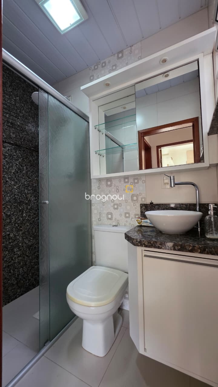 Apartamento com 64m², 3 quartos (sendo 1 suíte), 1 garagem, no bairro Centro em Florianópolis