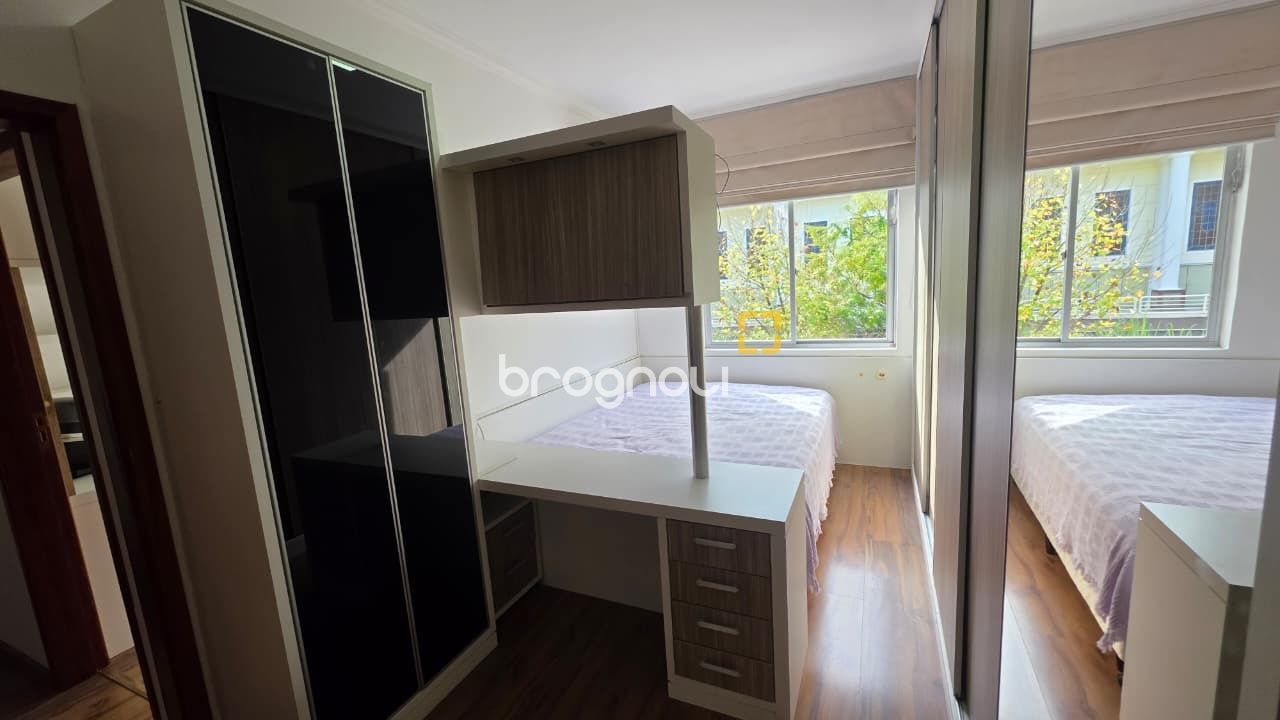 Apartamento com 64m², 3 quartos (sendo 1 suíte), 1 garagem, no bairro Centro em Florianópolis