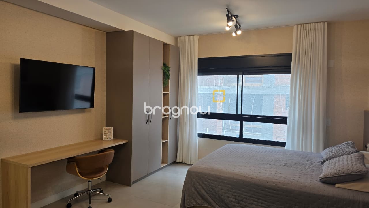 Studio com 31m², 1 quarto, 1 garagem, no bairro Centro em Florianópolis
