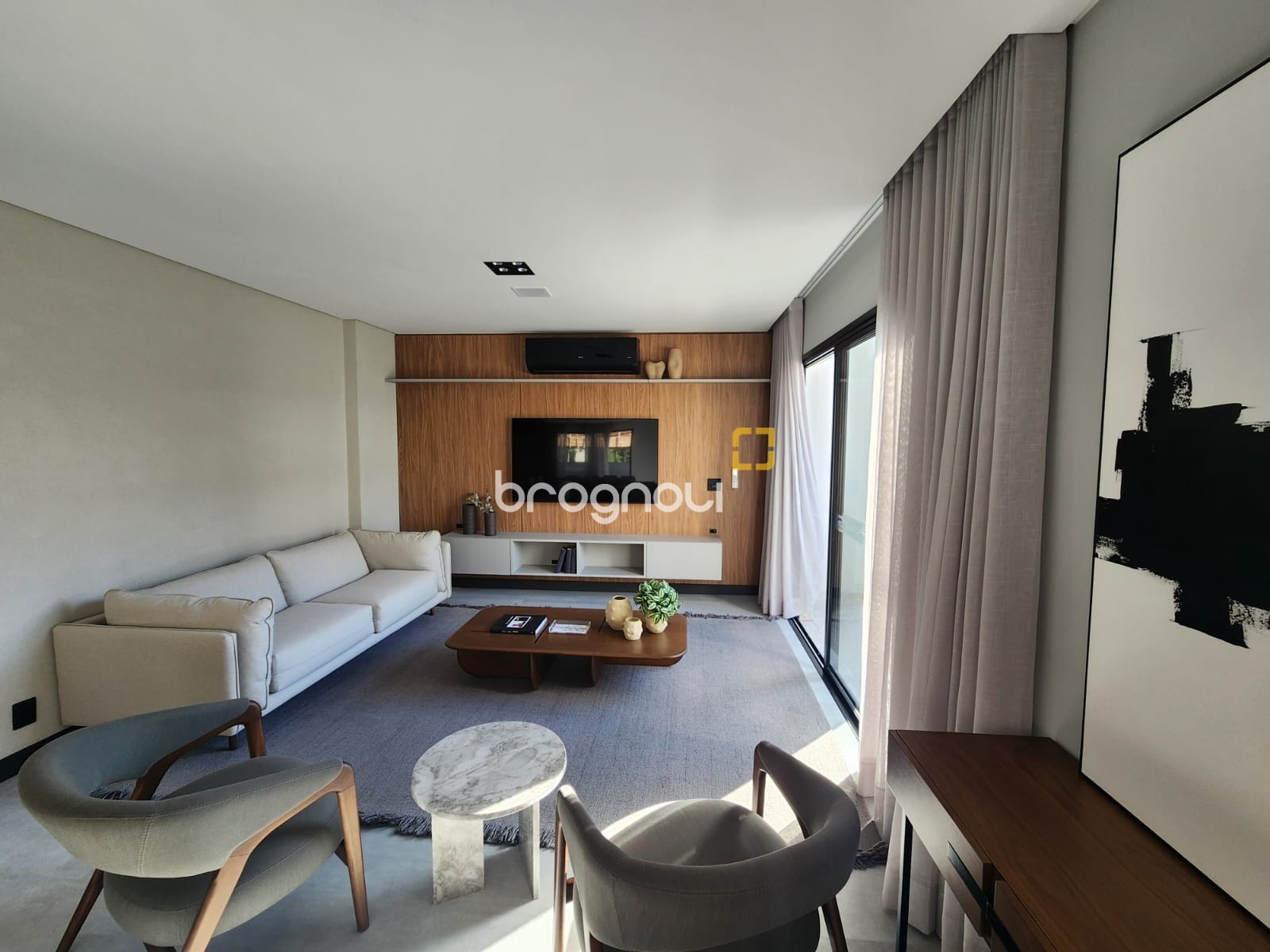 Studio com 31m², 1 quarto, 1 garagem, no bairro Centro em Florianópolis