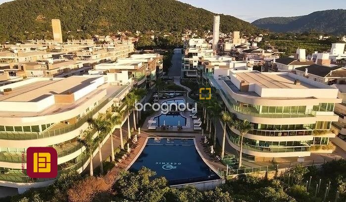 Cobertura com 166m², 3 quartos (sendo 1 suíte), 3 garagens, no bairro Campeche em Florianópolis