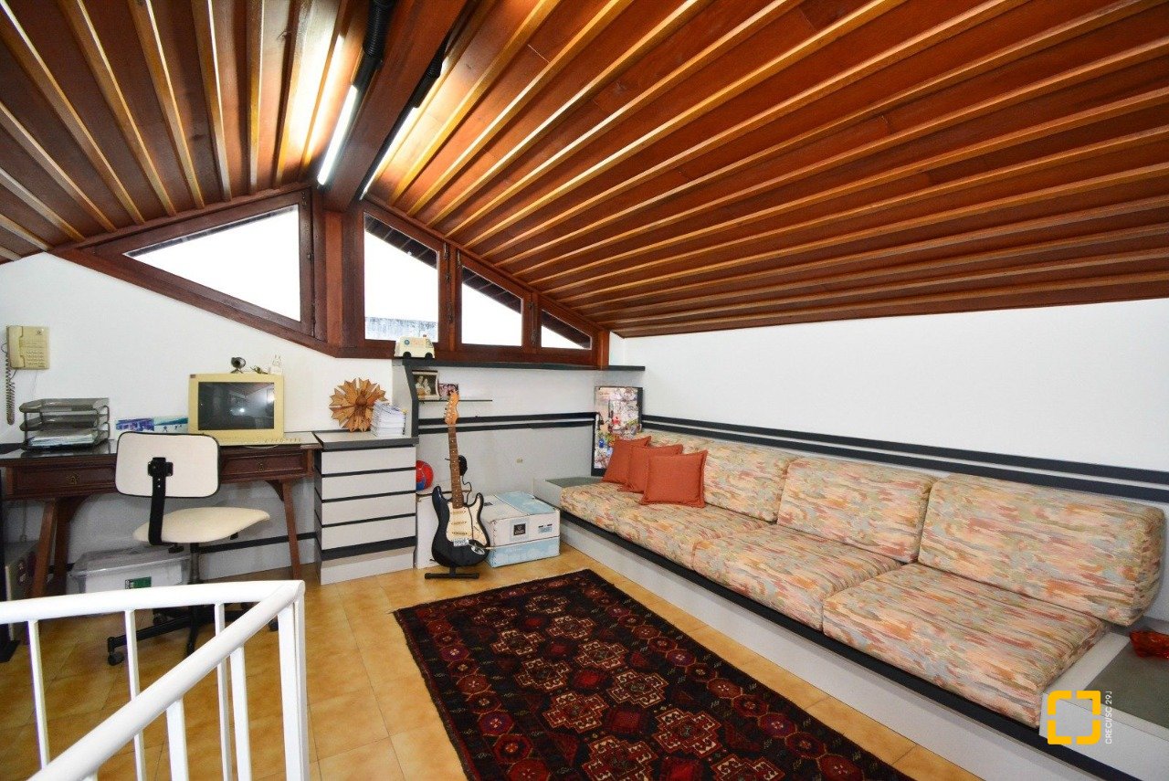 Casa com 3 Quartos à Venda, 361M² - Centro em Florianópolis