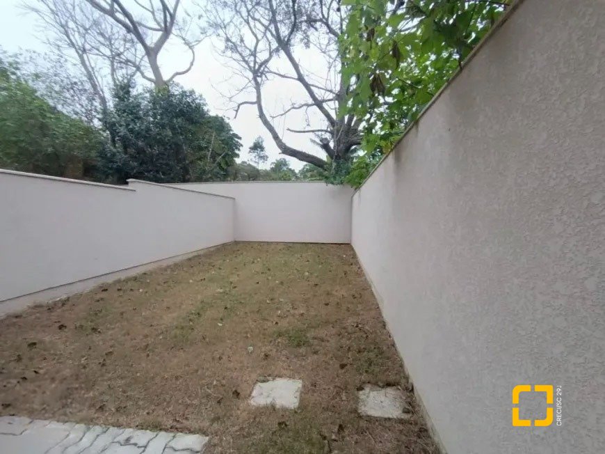 Casa Duplex com 2 Suítes à Venda, 88M² - São João do Rio Vermelho em Florianópolis